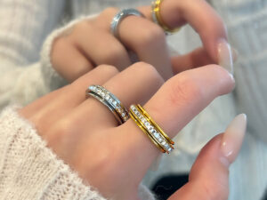 Titanium Steel Rotatable Ring Female Starry Sky Does Not Fade