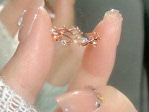 Inlaid Zirconium Thorns Light Luxury Minority Design Adjustable Premium Index Finger Ring